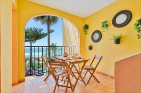 Beachfront Doña Lola Apartment